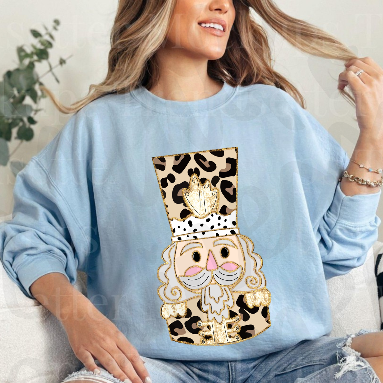🎀 Leopard Nutcracker Christmas Sweatshirt | Gildan Crewneck Holiday Sweater
