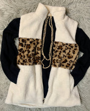 Load image into Gallery viewer, Layers of Cozy Leopard Sherpa Vest
