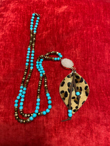 Cheetah Turquoise Crystal Pendant Necklace